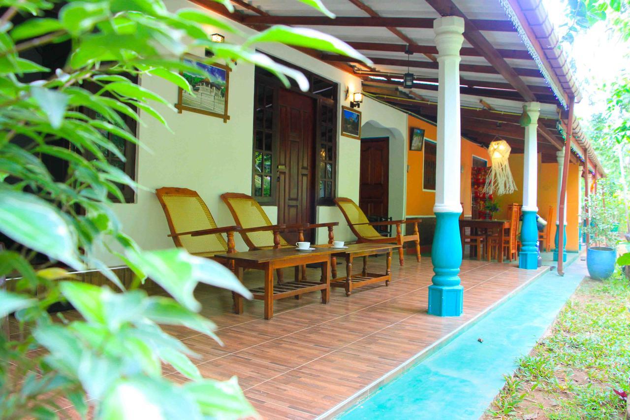 Senura Home Stay Sigiriya Exterior foto